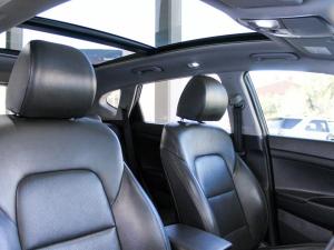 Hyundai Tucson 2.0D Elite Sport - Image 15