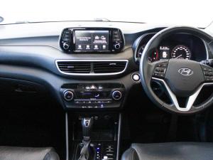 Hyundai Tucson 2.0D Elite Sport - Image 18