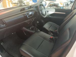 Toyota Hilux 2.4GD single cab S (aircon) - Image 7