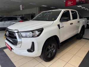 Toyota Hilux 2.4GD-6 double cab Raider manual - Image 15
