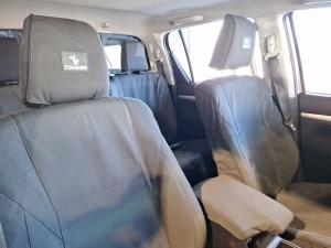 Toyota Hilux 2.8GD-6 double cab 4x4 Raider auto - Image 13
