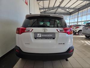 Toyota RAV4 2.0 GX - Image 5