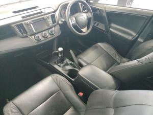 Toyota RAV4 2.0 GX - Image 7