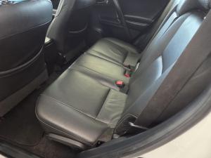 Toyota RAV4 2.0 GX - Image 15