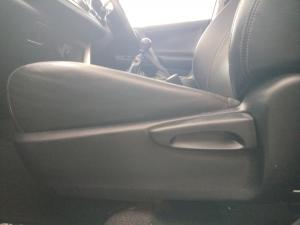 Toyota RAV4 2.0 GX - Image 20