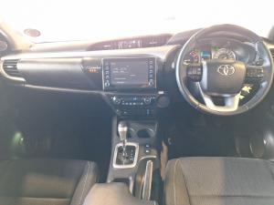 Toyota Hilux 2.8GD-6 double cab Raider auto - Image 6