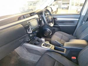 Toyota Hilux 2.8GD-6 double cab Raider auto - Image 7