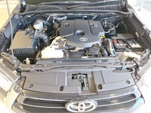 Toyota Hilux 2.8GD-6 double cab Raider auto - Image 15