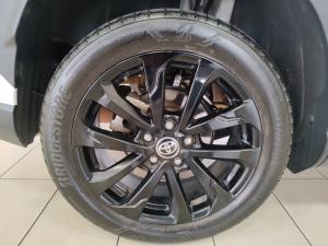Toyota Corolla Cross 1.8 GR-Sport - Image 23