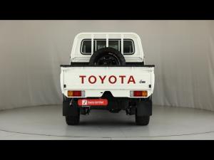 Toyota Land Cruiser 79 2.8GD-6 double cab - Image 5