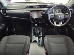 Toyota Hilux 2.4GD-6 Xtra cab Raider manual - Image 8
