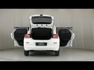 Toyota Starlet 1.5 Xi - Image 9