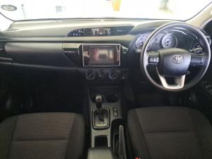 Toyota Hilux 2.4GD-6 double cab 4x4 SRX auto - Image 6