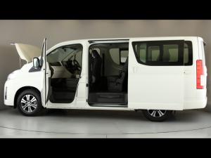 Toyota Quantum 2.8 LWB bus 11-seater GL - Image 11
