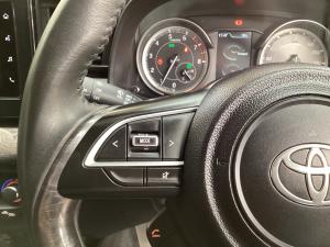 Toyota Rumion 1.5 TX manual - Image 9