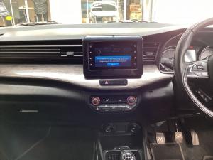 Toyota Rumion 1.5 TX manual - Image 14
