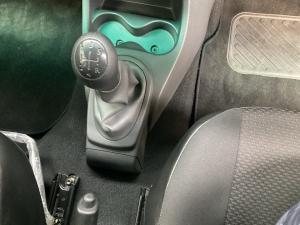 Nissan NP200 1.6i safety pack (aircon) - Image 9