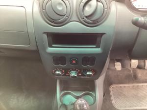 Nissan NP200 1.6i safety pack (aircon) - Image 10