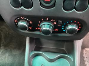 Nissan NP200 1.6i safety pack (aircon) - Image 11
