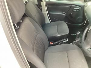 Nissan NP200 1.6i safety pack (aircon) - Image 12