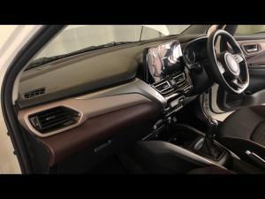 Toyota Starlet Cross 1.5 XR manual - Image 7