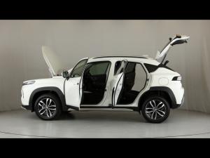 Toyota Starlet Cross 1.5 XR manual - Image 11
