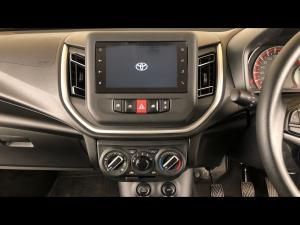 Toyota Vitz 1.0 XR manual - Image 24