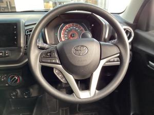 Toyota Vitz 1.0 XR manual - Image 8