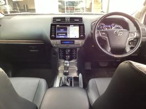 Toyota Land Cruiser Prado 2.8GD VX-L - Image 6