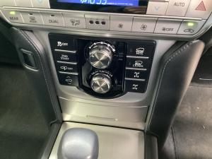 Toyota Land Cruiser Prado 2.8GD VX-L - Image 16