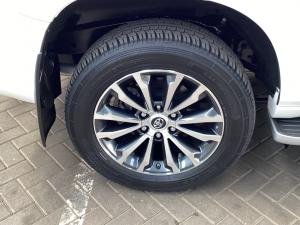 Toyota Land Cruiser Prado 2.8GD VX-L - Image 22