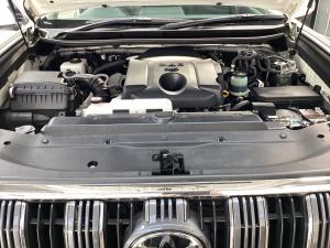 Toyota Land Cruiser Prado 2.8GD VX-L - Image 23