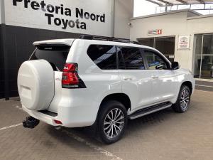 Toyota Land Cruiser Prado 2.8GD VX-L - Image 2