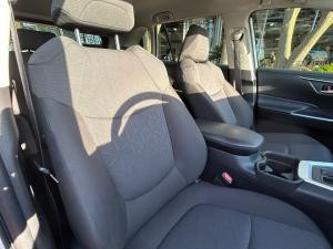 Toyota RAV4 2.0 GX auto - Image 9