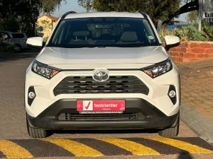 Toyota RAV4 2.0 GX auto - Image 4