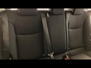 Toyota Corolla Cross 1.8 Xi - Image 20