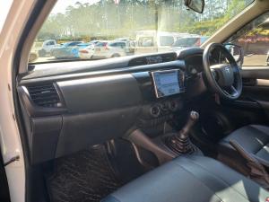 Toyota Hilux 2.4GD single cab S (aircon) - Image 7