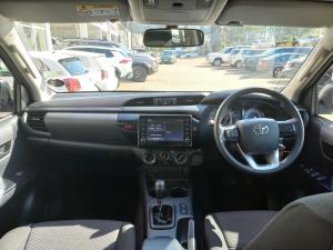 Toyota Hilux 2.4GD-6 double cab Raider auto - Image 6