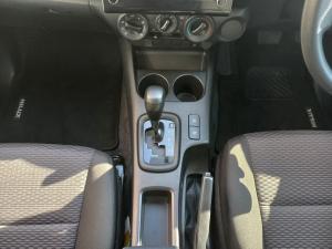 Toyota Hilux 2.4GD-6 double cab Raider auto - Image 12