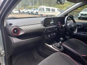 Hyundai Grand i10 1.2 Fluid hatch manual - Image 7