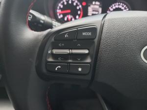 Hyundai Grand i10 1.2 Fluid hatch manual - Image 9