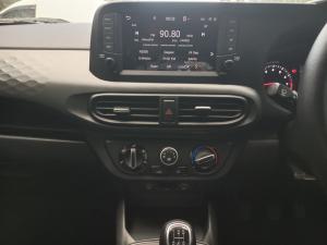 Hyundai Grand i10 1.2 Fluid hatch manual - Image 13