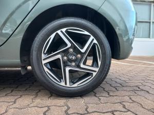 Hyundai Grand i10 1.2 Fluid hatch manual - Image 16