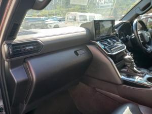 Toyota Land Cruiser 300 3.3D GX-R - Image 7