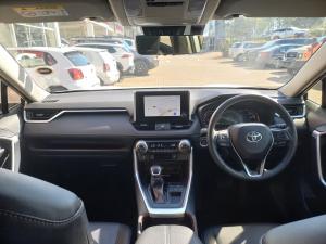 Toyota RAV4 2.0 VX - Image 6