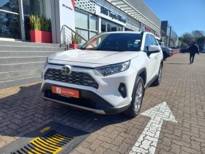 Toyota RAV4 2.0 VX - Image 18