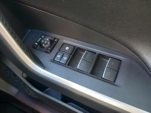 Toyota RAV4 2.0 VX - Image 21