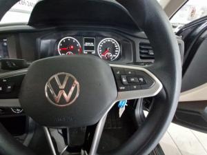 Volkswagen Polo 1.6 - Image 10
