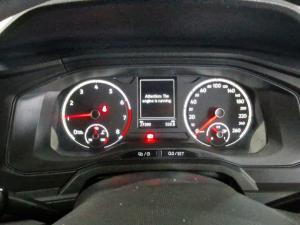Volkswagen Polo 1.6 - Image 11