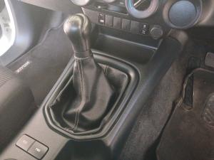 Toyota Hilux 2.4 GD-6 RB RaiderS/C - Image 13